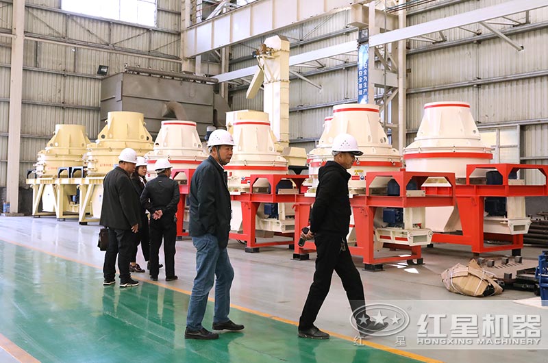 客戶來廠參觀，購機